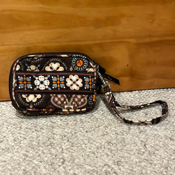 Vera Bradley Wristlet - Picture 2 of 6
